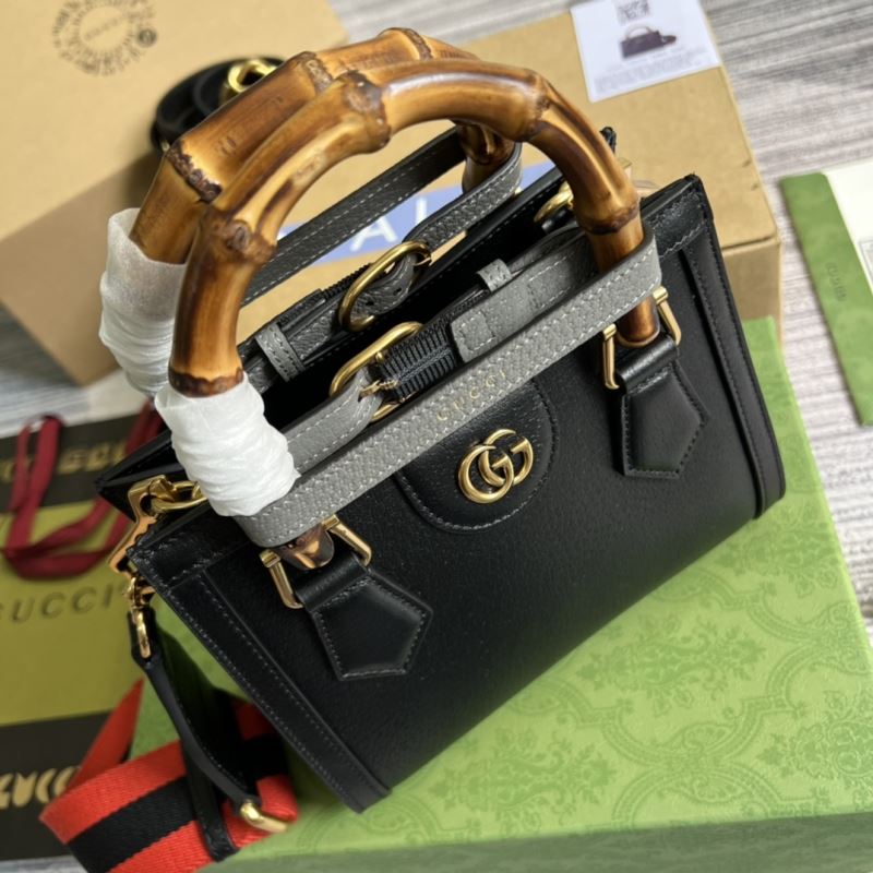 Gvc*1 tote bags
